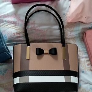 Elegant Tan and Black Bow Accent Handbag Nova Check Plaid purse